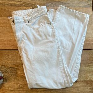 Low Rise Baggy Jeans